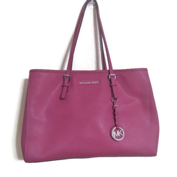 Michael Kors Handbags - Michael Kors Tote
